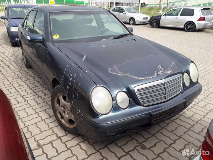Запчасти Mercedes W210 Мерседес 210 2,2CDI 01г