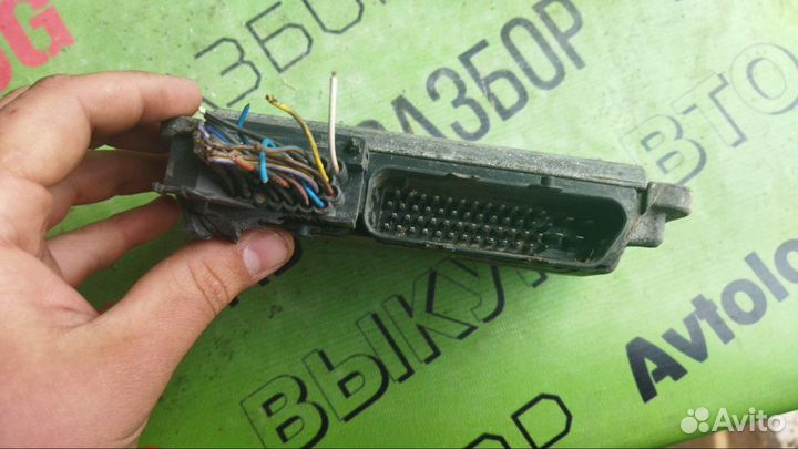 Блок управления двигателем двс эбу Volkswagen Polo