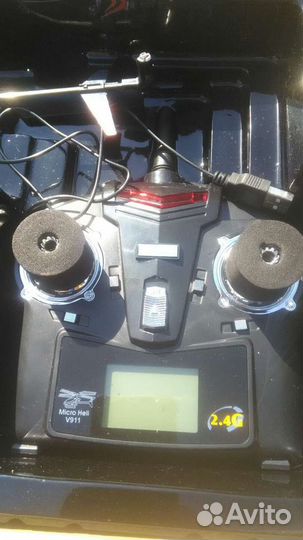 Вертолет на пульте управления