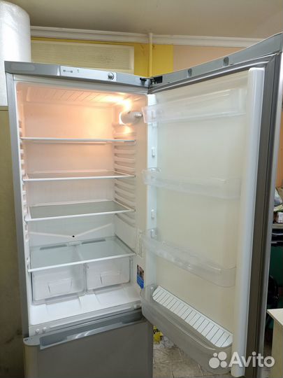 Xoлoдильник Indesit 200 см гарантия доставка