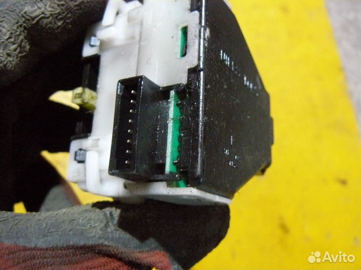 Переключатель подрулевой для infiniti FX35 2003г