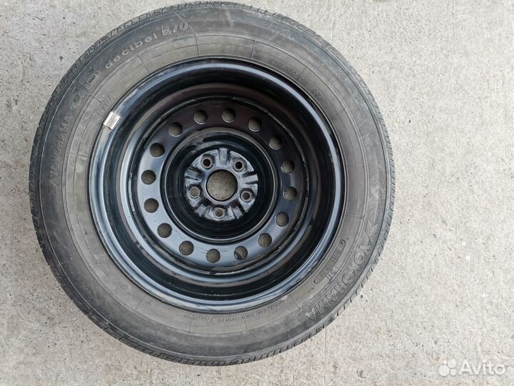 Yokohama dB Decibel E70 215/60 R16 95H
