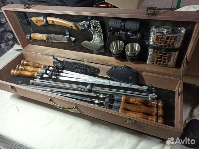 Шашлычный набор в деревянном кейсе