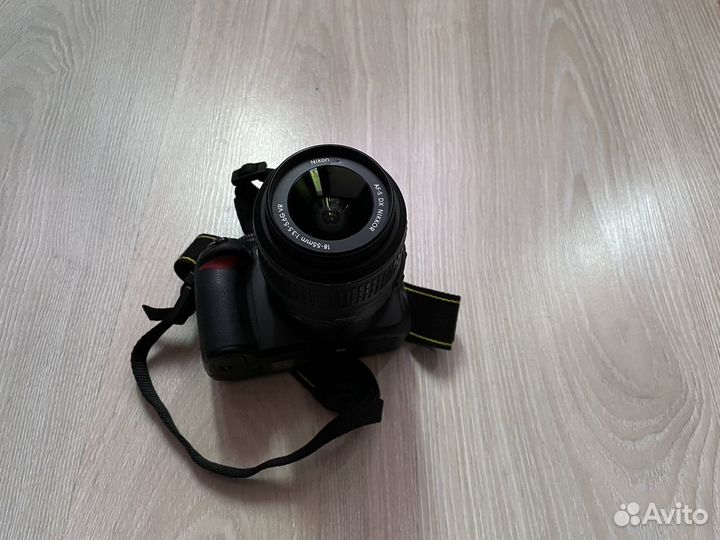 Зеркальный фотоаппарат Nikon D3100