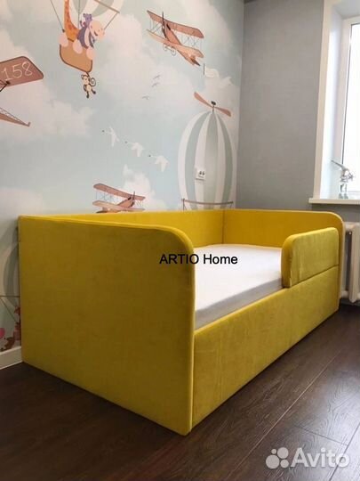 Детская кровать с мягкими бортиками