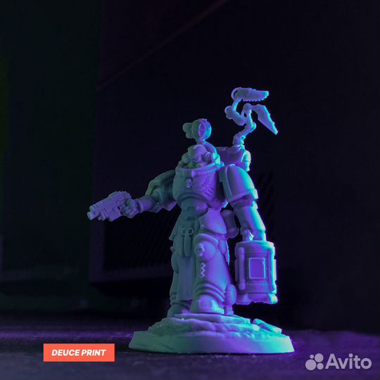 Миниатюра 3D Warhammer 40k Apothecary Biologis