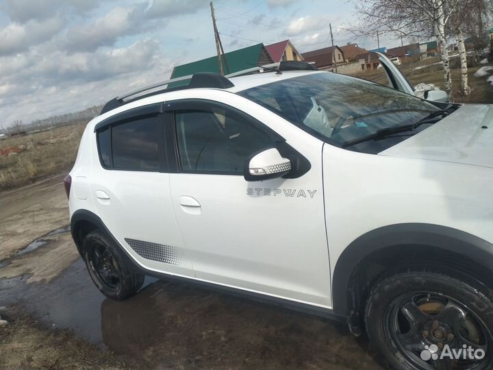 Renault Sandero Stepway 1.6 МТ, 2018, 95 000 км