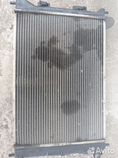 Радиатор охлаждения kia ceed jd