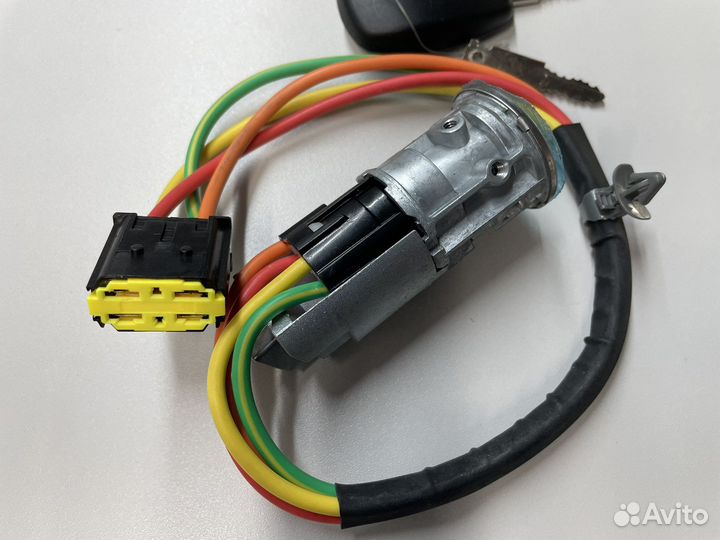 Замок зажигания renault