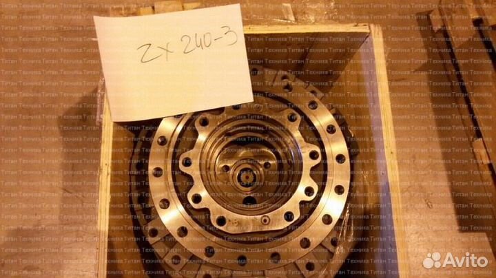 Редуктор хода Hitachi ZX240-3