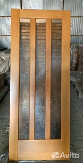 Двери из массива(бук)