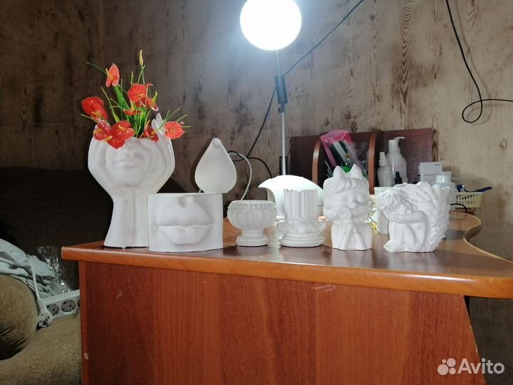 Кашпо горшок для цветов