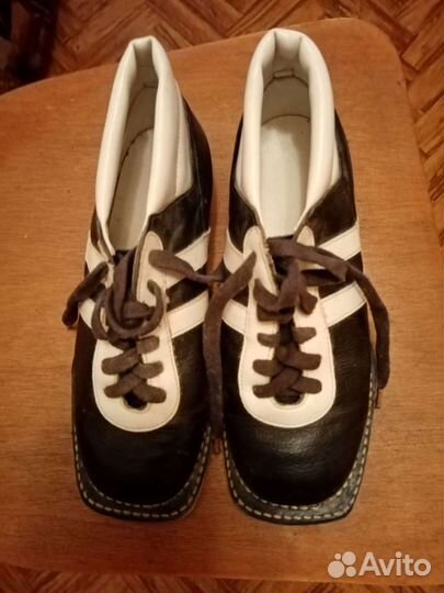 Лыжные ботинки 24.0(37,5) размер