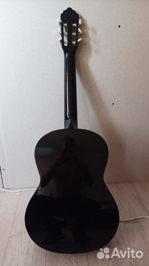 Классическая гитара Veston C-45A вместе с чехлом