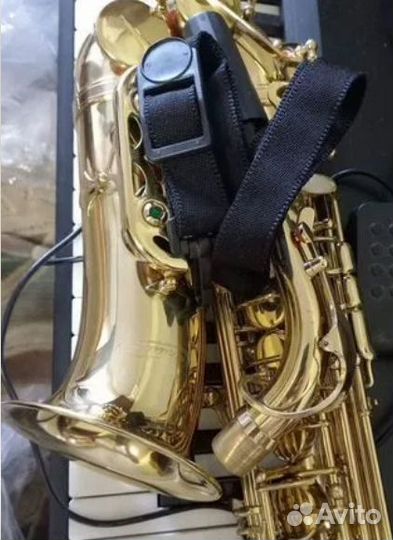 Продам саксофон альт Chateau