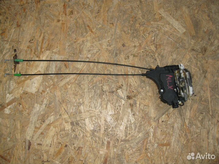 Замок двери Mitsubishi Lancer X