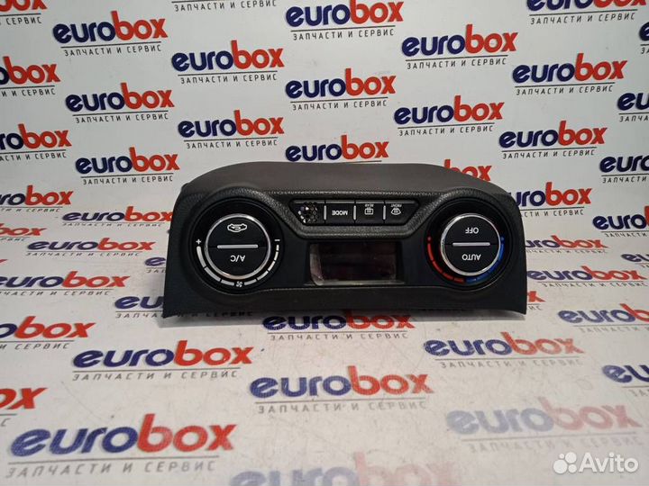 Блок управления климат-контролем (печкой) Kia RIO