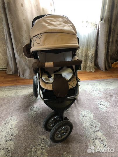 Прогулочная коляска capella