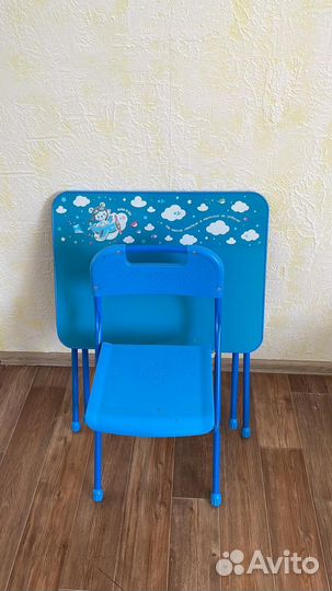 Детский столик и стульчик