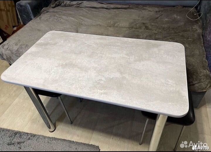 Стол кухонный Новый