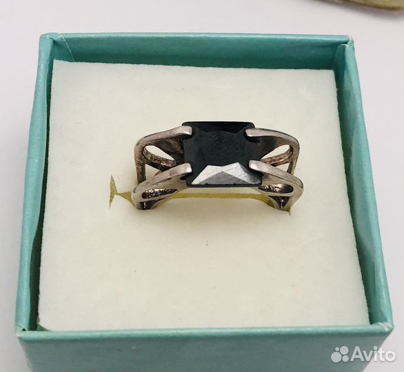 Серебряное кольцо