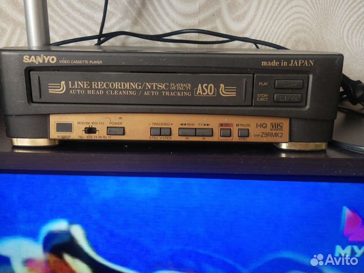 Видеомагнитофон sanyo