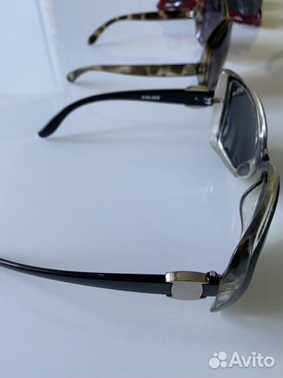 Очки солнцезащитные