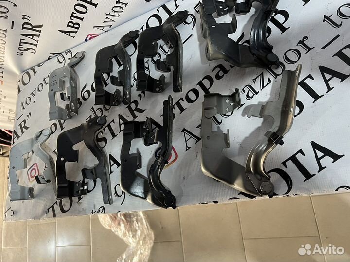 Петли капота Toyota Camry V50 - V55 Оригинал