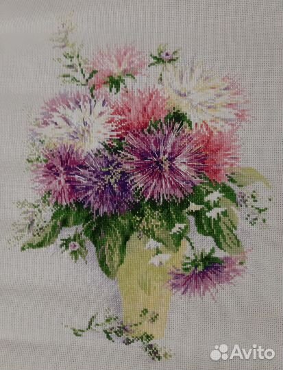Картина вышитая крестом риолис астры