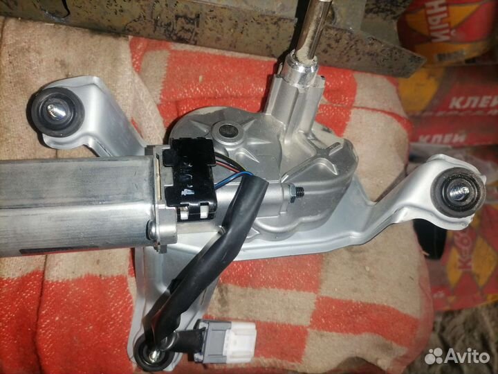 Моторчик заднего дворника kia sorento