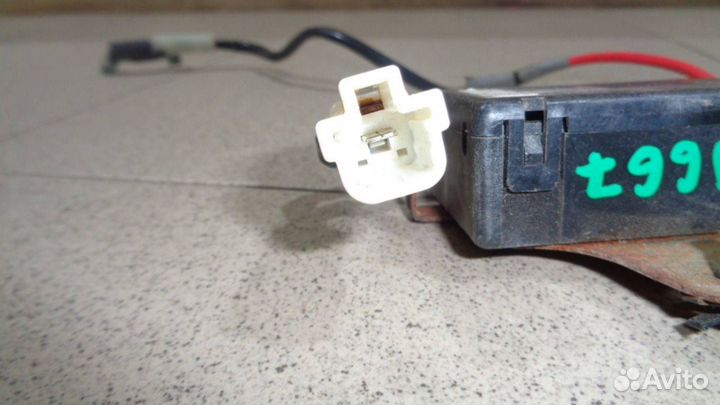 Блок электронный Toyota Camry 40