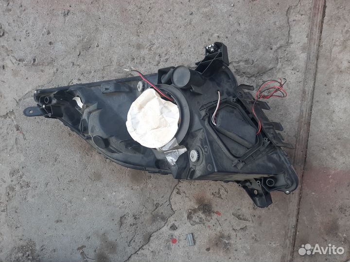 Фара правая prius 20