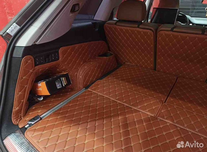 Коврики в багажник audi Q7 4M 2016