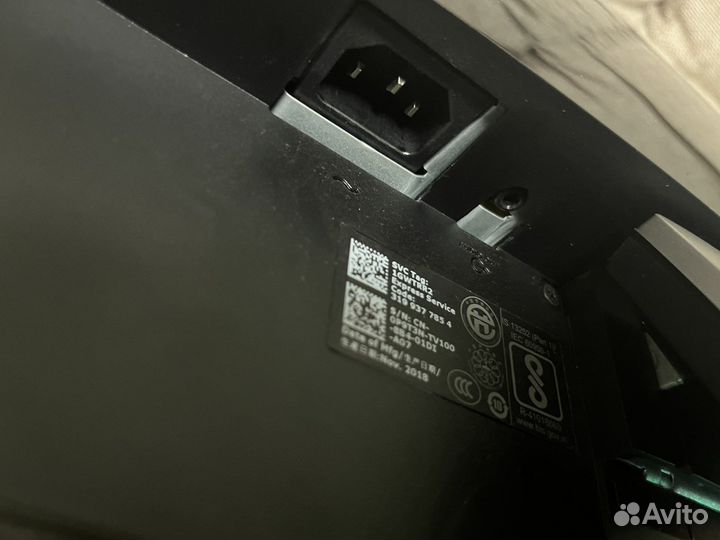 Монитор Dell 24 дюйма