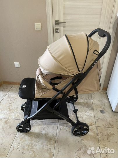 Прогулочная коляска amarobaby airy