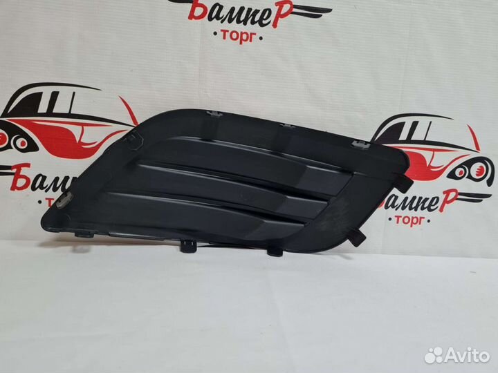 Накладка/заглушка птф LADA Largus 2012