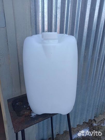 Канистра пластиковая 20 литров