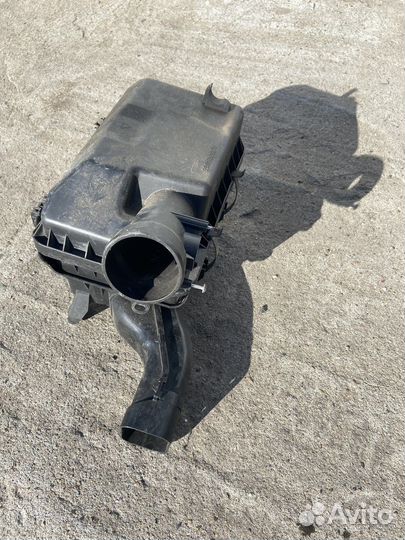 Корпус воздушного фильтра Mitsubishi Lancer X