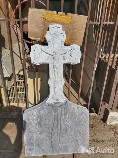 Памятники в наличии