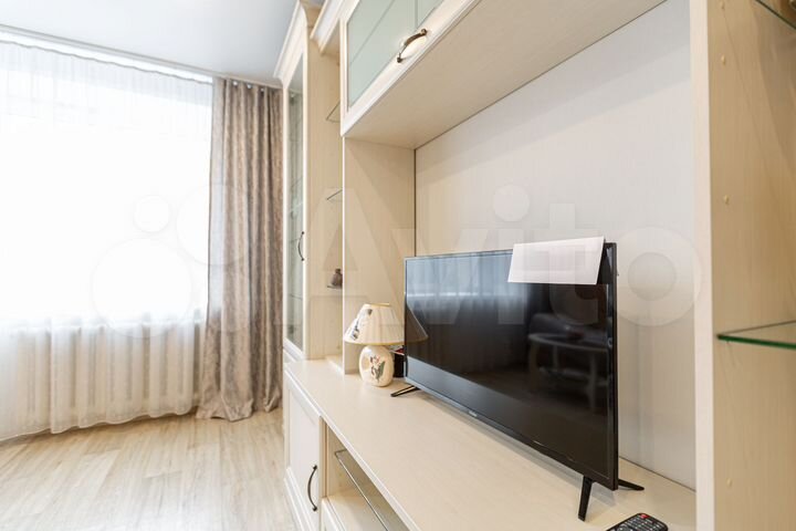 1-к. квартира, 42 м², 5/10 эт.