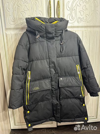 Пуховик для девочки 140