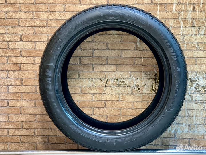 Goodyear UltraGrip 8 Performance 245/45 R18