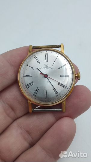 Наручные часы луч 2209 тонкие СССР