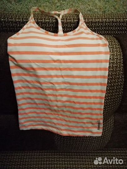 Спортивные костюмы женские S, футболка М