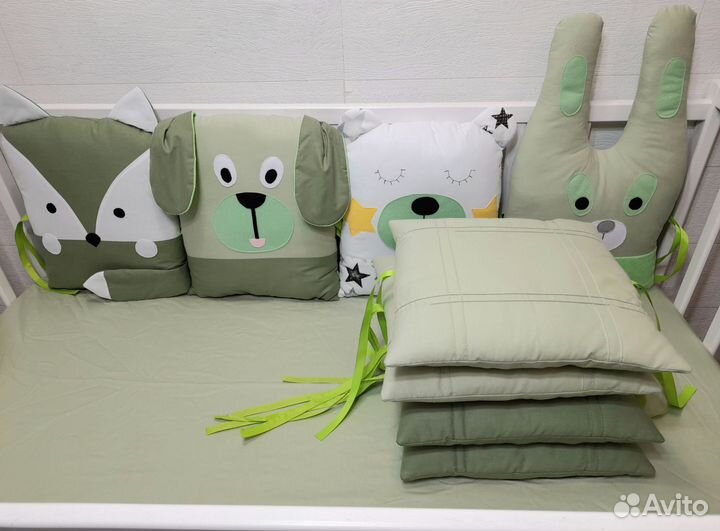Бортики зверюшки в детскую кроватку