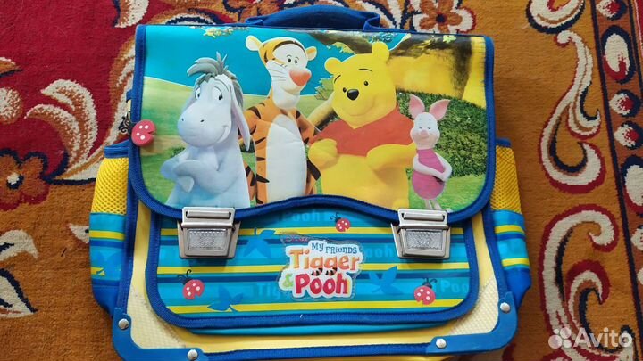 Рюкзак школьный