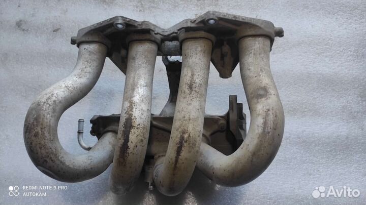 Впускной коллектор Nissan Almera N16 Qg15DE