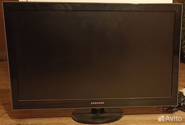 Телевизор samsung LED