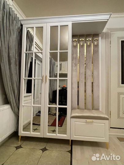 Шкаф в прихожую