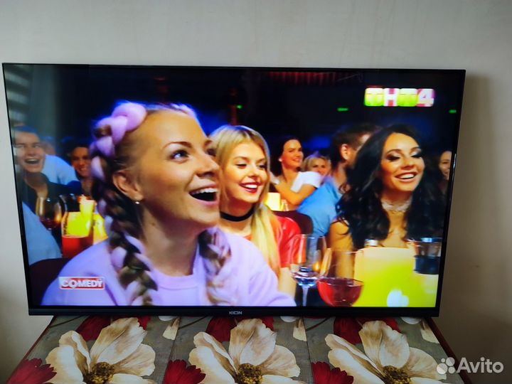 Телевизор Kion SMART tv с wifi 43 дюйма
